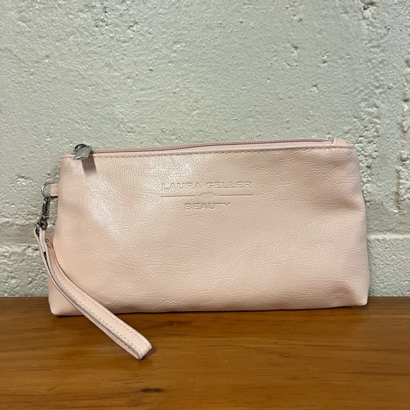 💕 3/$10 Laura Geller Beauty Wristlet - Picture 1 of 4